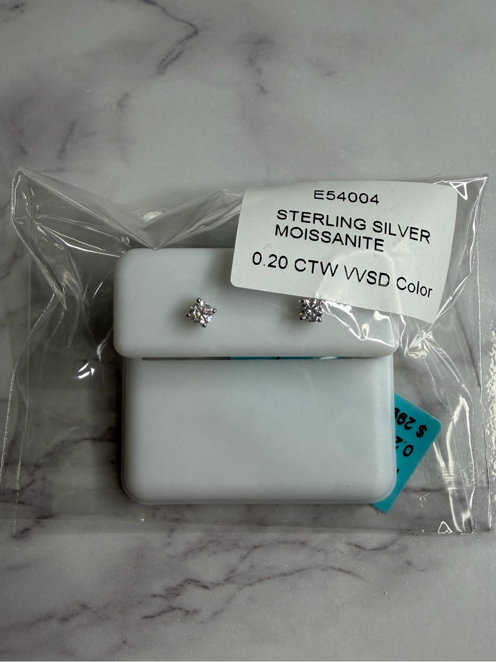 NWT Moissanite Earrings